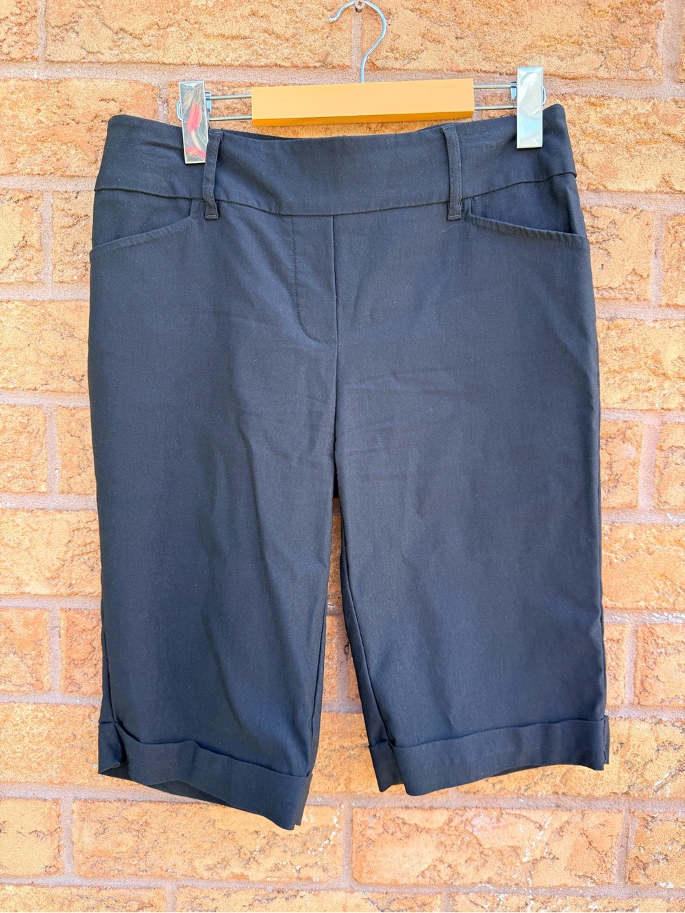 💫4/$25 • Reitmans Black Classic Bermuda Shorts